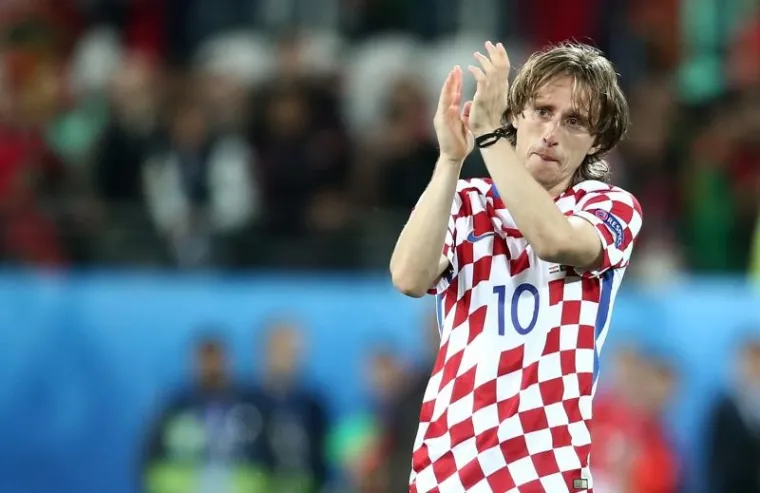 OČAJ NA LICIMA JUNAKA: Vatreni su bili neutje&scaron;ni poslije nesretnog poraza