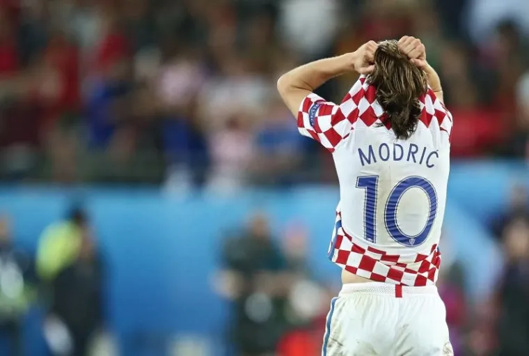 OČAJ NA LICIMA JUNAKA: Vatreni su bili neutje&scaron;ni poslije nesretnog poraza