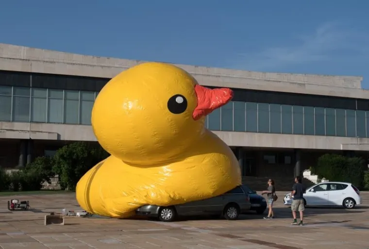 VELIKI PROSVJED GRAĐANA: Ne da(vi)mo Beograd!