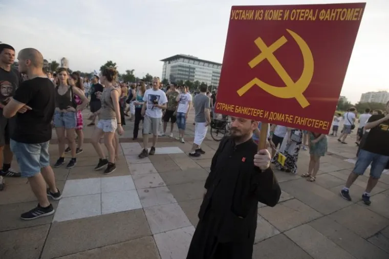 VELIKI PROSVJED GRAĐANA: Ne da(vi)mo Beograd!