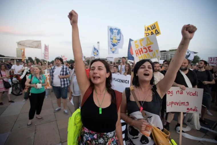 VELIKI PROSVJED GRAĐANA: Ne da(vi)mo Beograd!