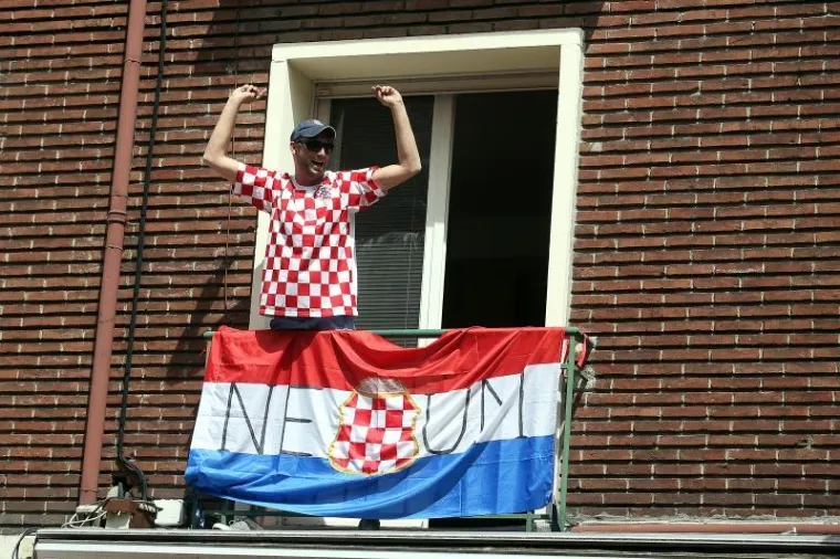 VATRENO LUDILO KAD KRENE, ONDA POČINJE ŠOU: Hrvatska invazija u Lensu