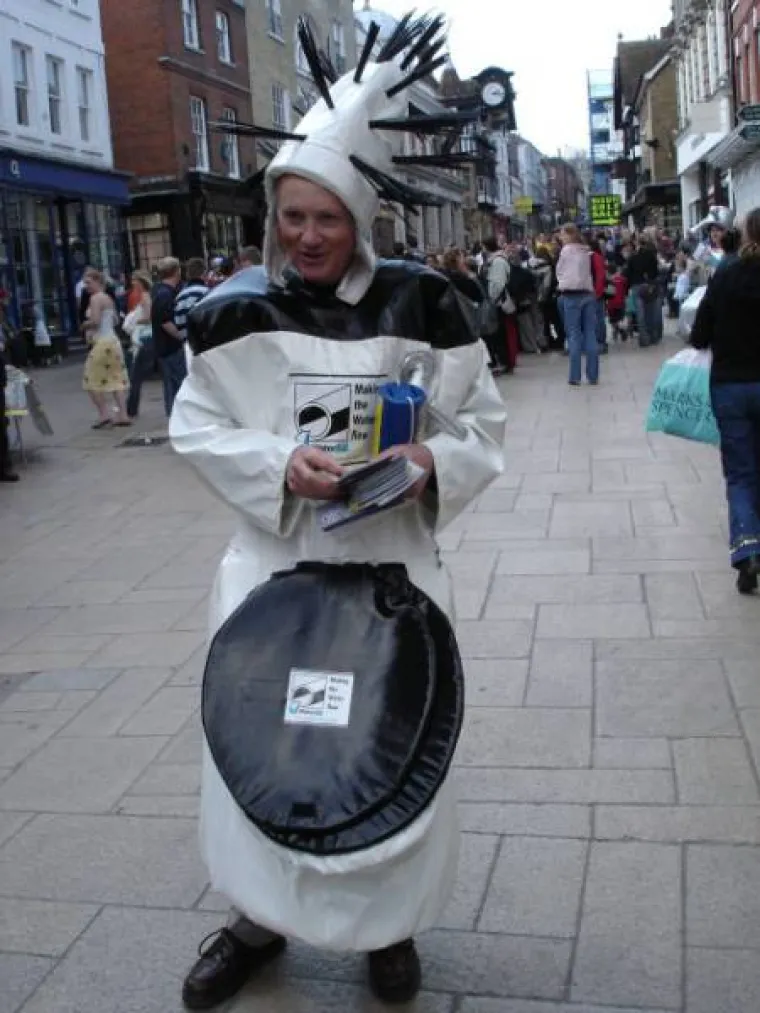 GROZNO VAM JE NA POSLU? Pogledajte na kakvim su sve poslovima zaglavili drugi, možda se predomislite