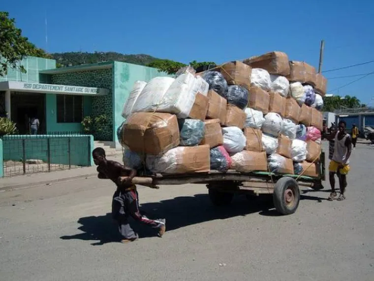 GROZNO VAM JE NA POSLU? Pogledajte na kakvim su sve poslovima zaglavili drugi, možda se predomislite