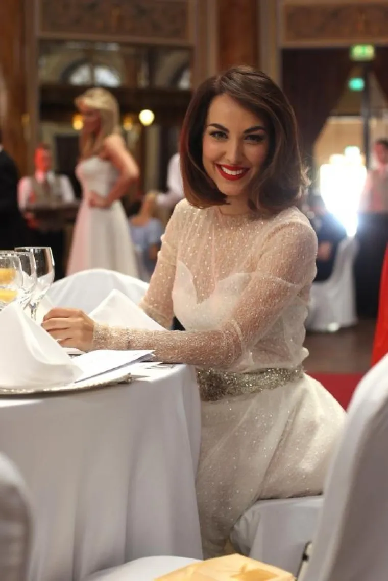 LANA JURČEVIĆ, NATALI, RENATA SOPEK... Pogledajte kako poznate i lijepe dame izgledaju u vjenčanicama Matije Vujice