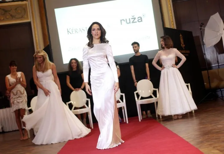 LANA JURČEVIĆ, NATALI, RENATA SOPEK... Pogledajte kako poznate i lijepe dame izgledaju u vjenčanicama Matije Vujice