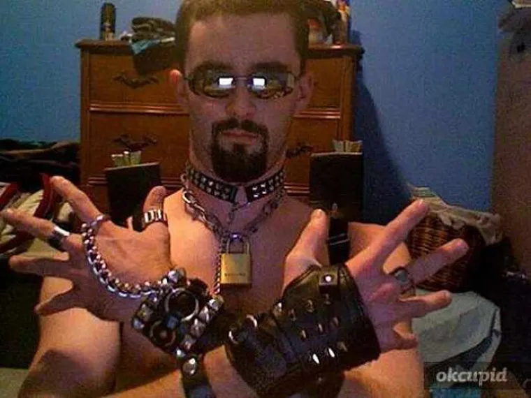 BISTE LI S NJIMA SEKS NA BRZAKA ILI VEZU? Njihovi poku&scaron;aji seksi profila ostavljaju bez riječi