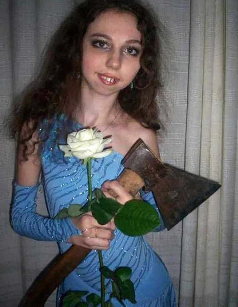 BISTE LI S NJIMA SEKS NA BRZAKA ILI VEZU? Njihovi poku&scaron;aji seksi profila ostavljaju bez riječi