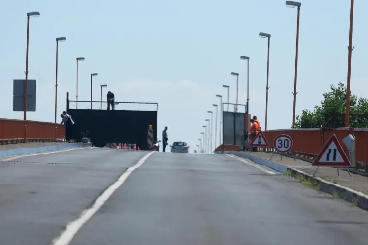 I HRVATSKA PODIŽE OGRADU: Kod graničnog prijelaza sa Srbijom niču barijere od dva metra