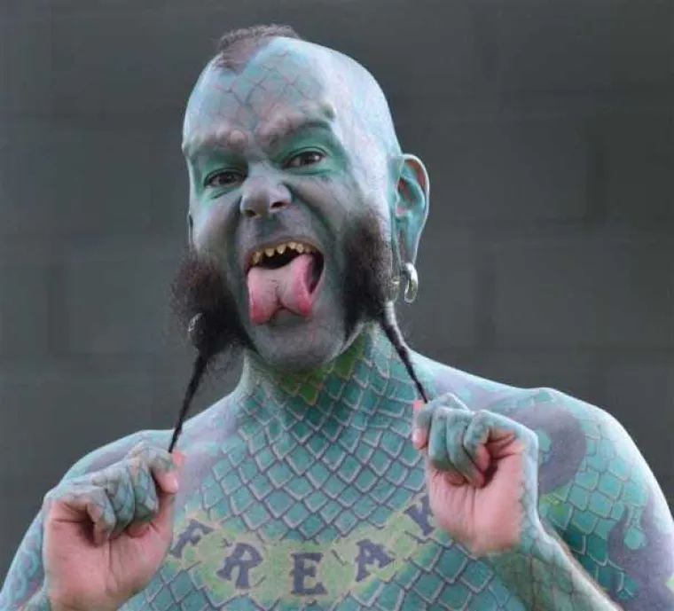 ĐAVOLJA POSLA: Žele izgledati kao demoni i čudovi&scaron;ta, a želja im se ostvarila