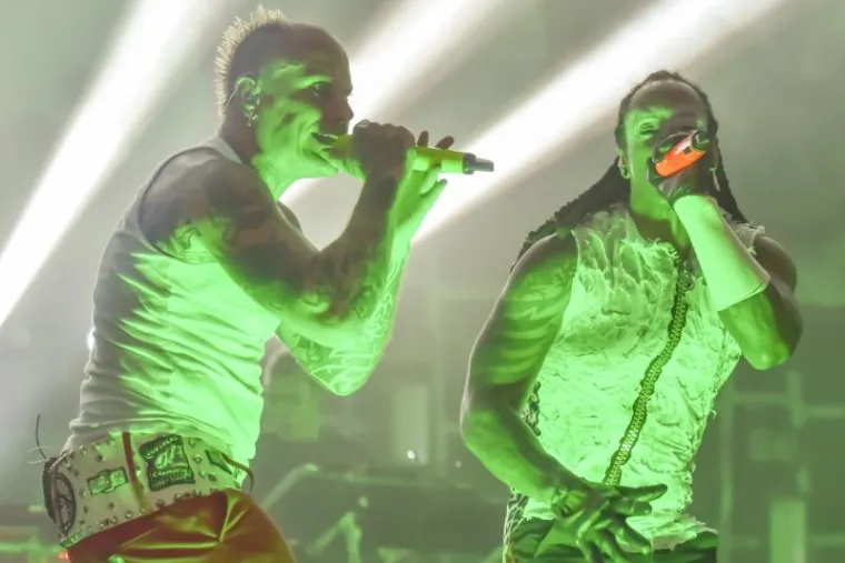 SPEKTAKL NA JAZINAMA: Pogledajte kako je izgledao koncert legendarnog benda Prodigy u Zadru