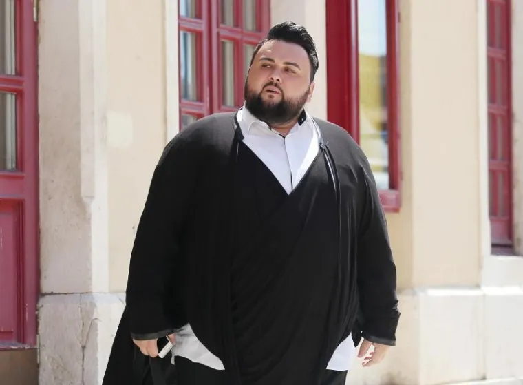 ČOVJEK U CRNOM: Jacques zanimljivom modnom kombinacijom privlačio pozornost &Scaron;ibenčana