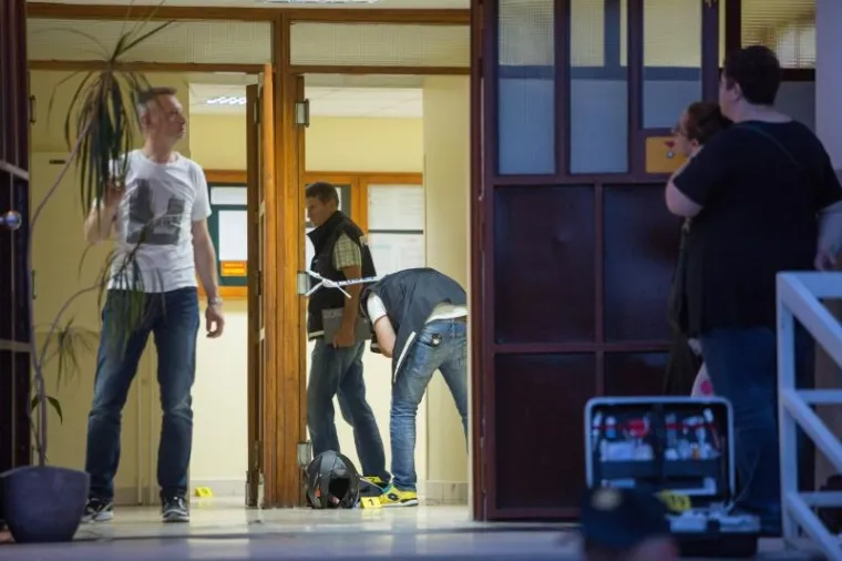 STRAVIČNO UBOJSTVO U RIJECI: Upucao susjeda u ulazu u neboder