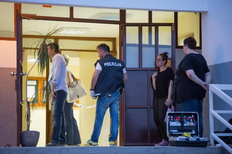 STRAVIČNO UBOJSTVO U RIJECI: Upucao susjeda u ulazu u neboder