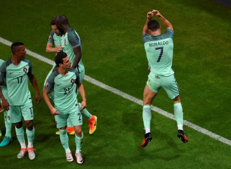 LUDA NOGOMETNA NOĆ: Ovako je to izgledalo u spektakularnom sudaru Portugala i Walesa