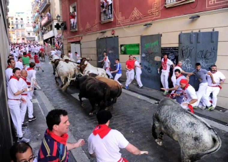 NAJKRVAVIJA TRADICIJA SVIJETA: Nisu ba&scaron; svi uspjeli pobjeći rogovima bikova u Pamploni...