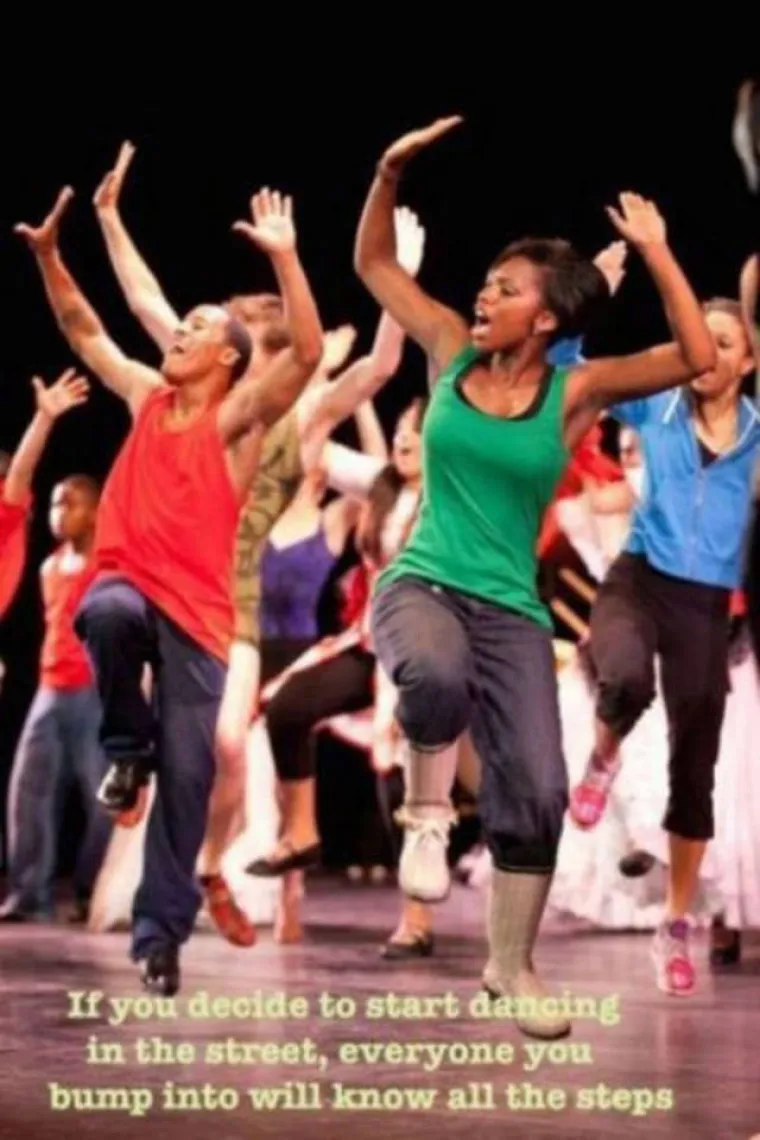 Počne&scaron; li plesati na ulici, svi će se odjednom pridružiti i znat će sve plesne korake