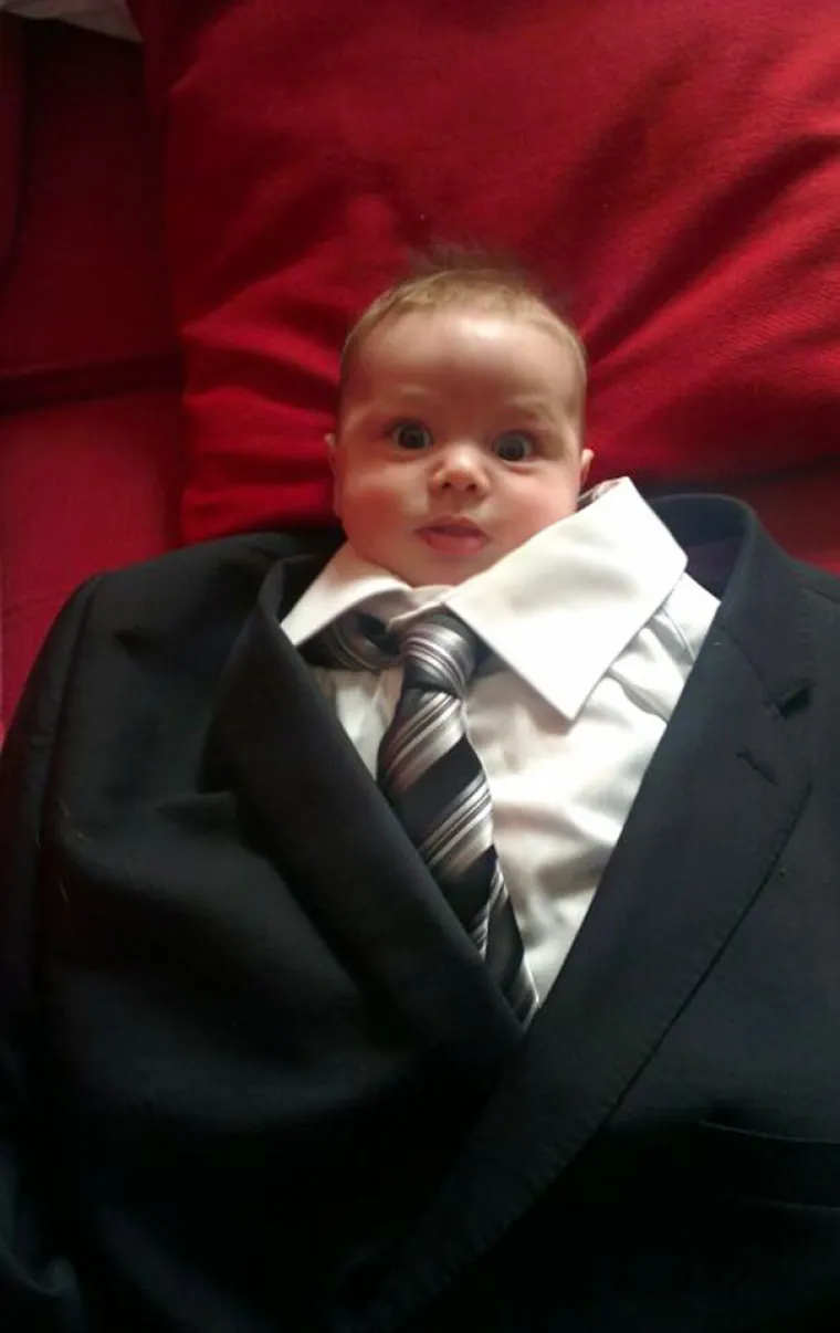 ZABAVA ZAJAMČENA, SIGURNOST BA&Scaron; I NE... Evo &scaron;to dočeka mame kad tata čuva dijete makar minutu