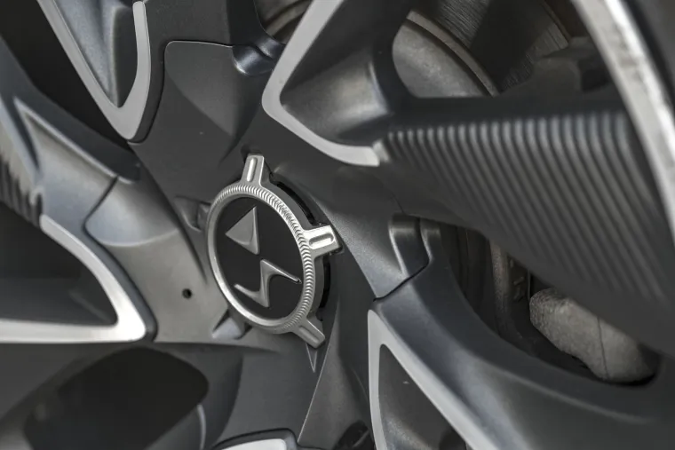 UVJERITE SE: Citro&euml;n DS 4 je i dalje jedan od najljep&scaron;ih automobila u svojoj klasi