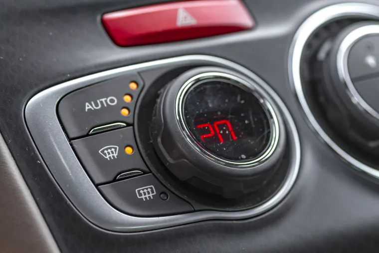 UVJERITE SE: Citro&euml;n DS 4 je i dalje jedan od najljep&scaron;ih automobila u svojoj klasi