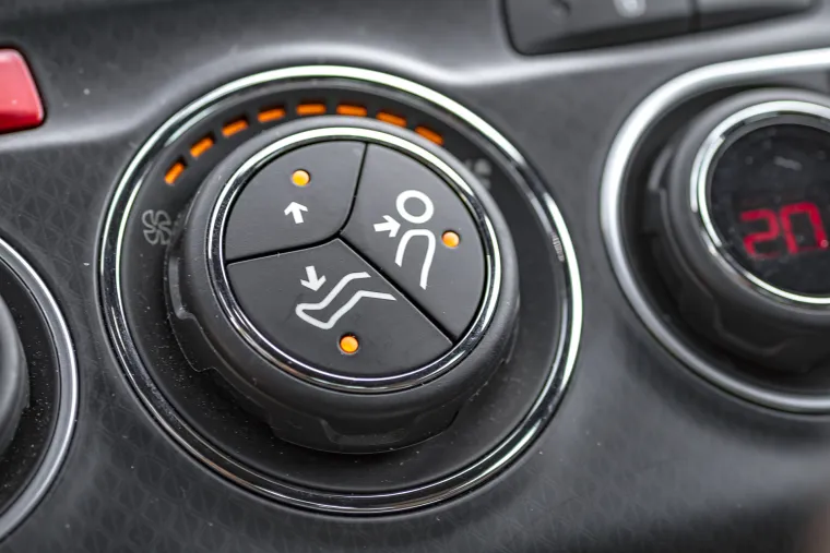 UVJERITE SE: Citro&euml;n DS 4 je i dalje jedan od najljep&scaron;ih automobila u svojoj klasi