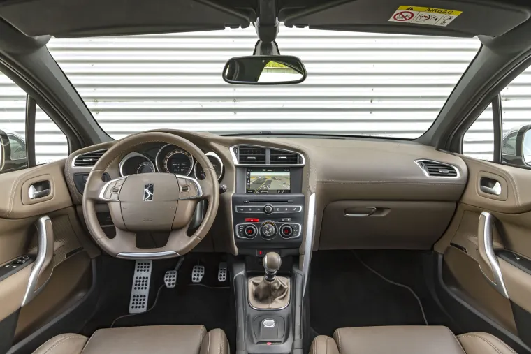 UVJERITE SE: Citro&euml;n DS 4 je i dalje jedan od najljep&scaron;ih automobila u svojoj klasi