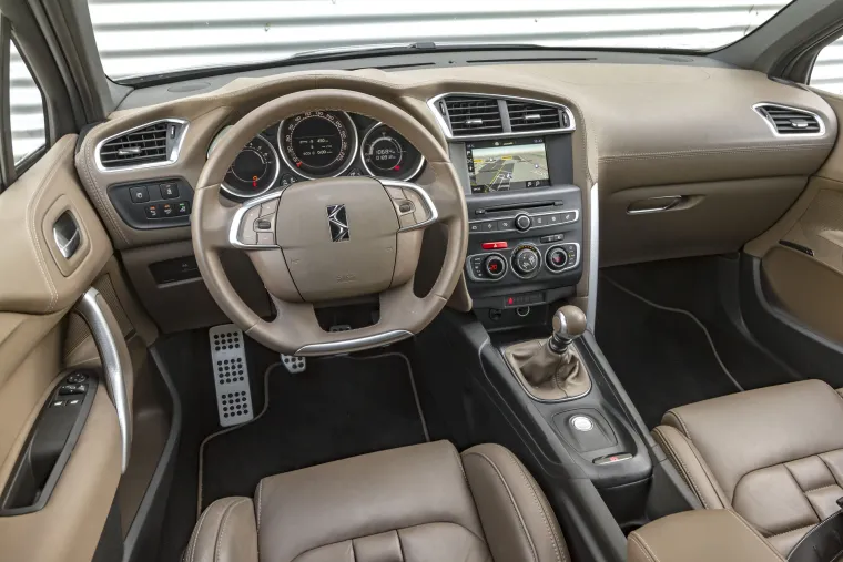 UVJERITE SE: Citro&euml;n DS 4 je i dalje jedan od najljep&scaron;ih automobila u svojoj klasi