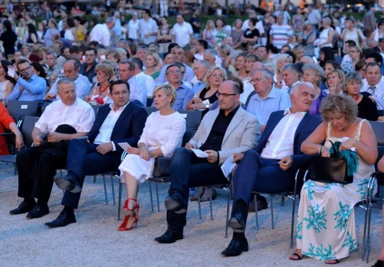 Na operi su bili i Andrija Mikulić i Ines Strenja Linić