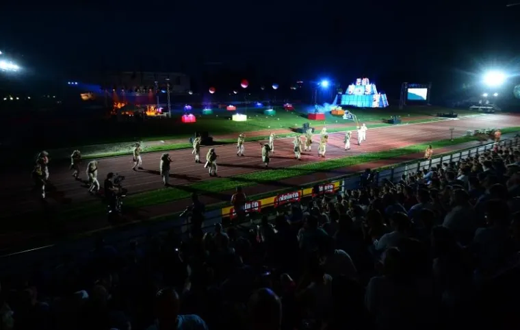 UZ POMOĆ 'SVEMIRACA': Pogledajte kako je izgledalo otvaranje Europskih sveučili&scaron;nih igara