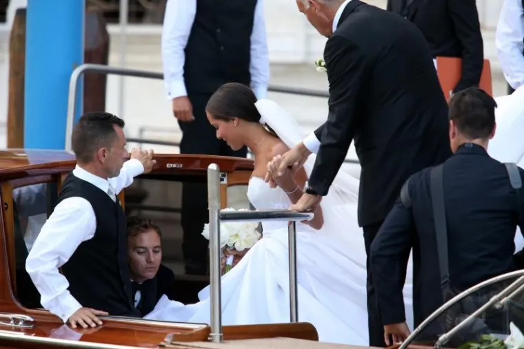 &Scaron;TO KAŽETE NA VJENČANICU? Ana Ivanović i Bastian Schweinsteiger izrekli sudbonosno 'da' u crkvi