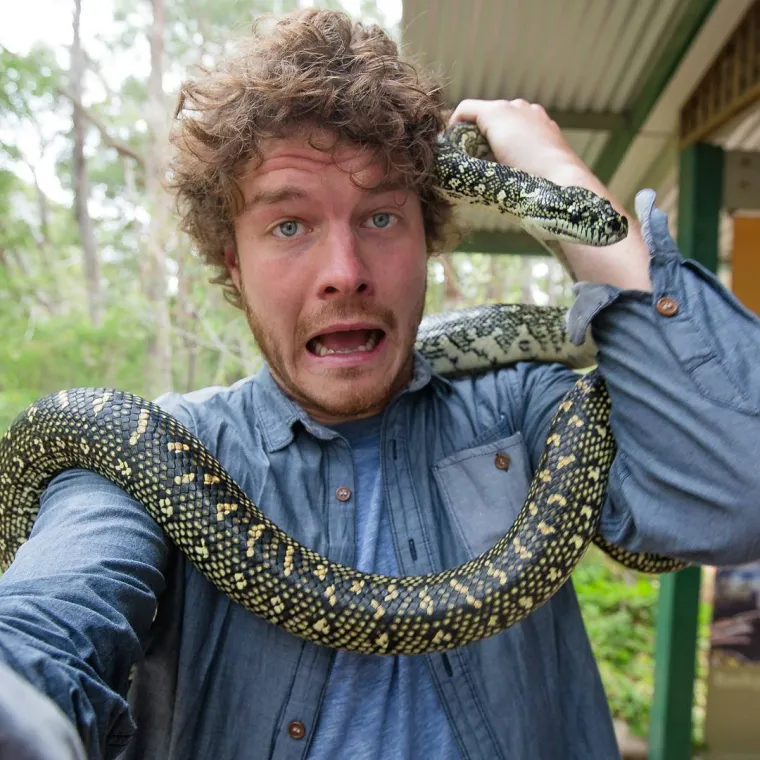 STVARNO JE HRABAR &Scaron;TO TAKO POZIRA SA ŽIVOTINJAMA: Trud mu se isplatio, rezultati su preslatki!