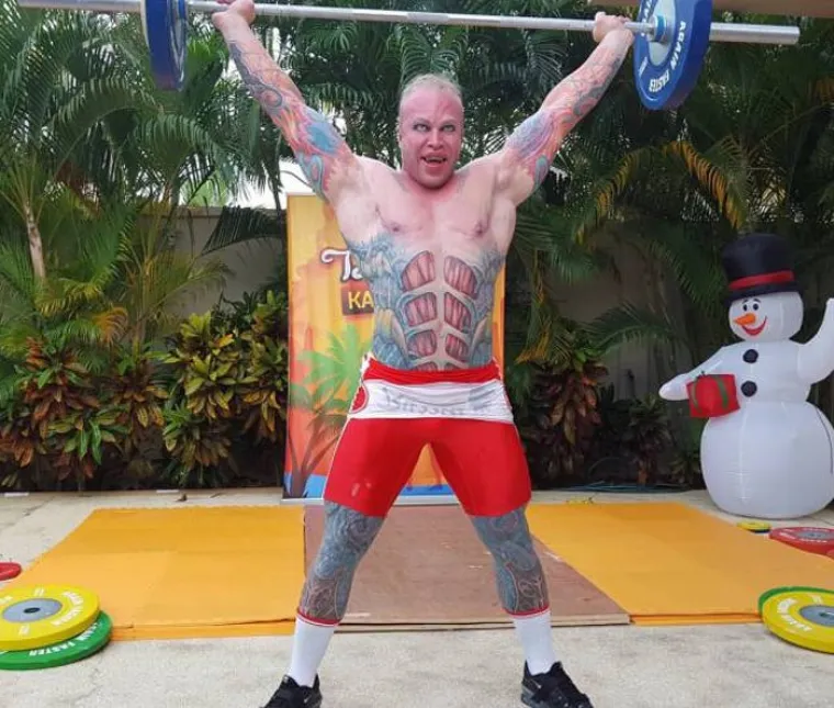 OVAJ STVOR JE NAJKONTROVERZNIJI RUSKI BODYBUILDER: Stvarno si je dao truda...