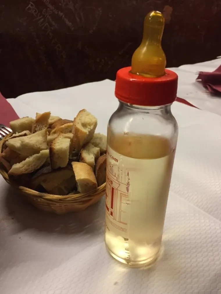 NIJE VINO BA&Scaron; ZA SVAKOG PRIMITIVCA: Pogledajte kako su uspjeli upropastiti vrhunski užitak