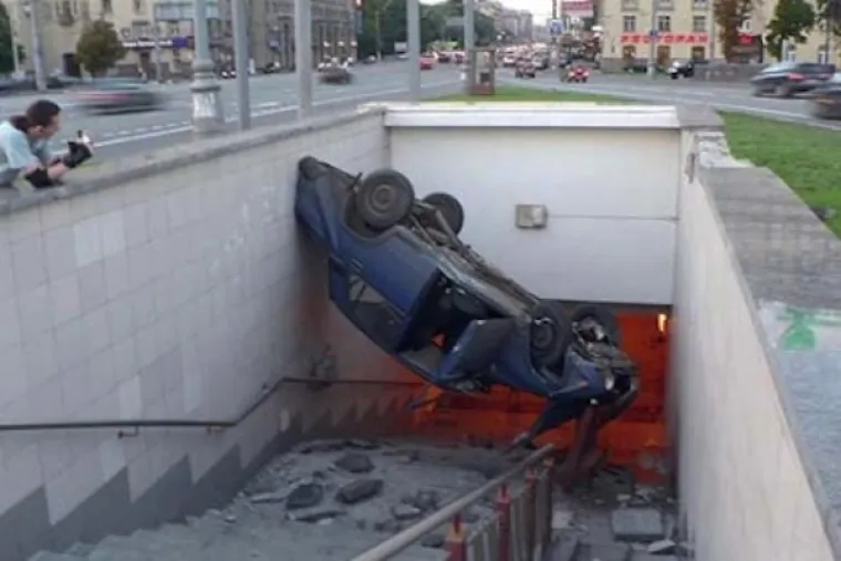 MAJSTORI SLIJETANJA, ALI NE I PARKIRANJA: Kako im je uspjelo ovako zavr&scaron;iti?!