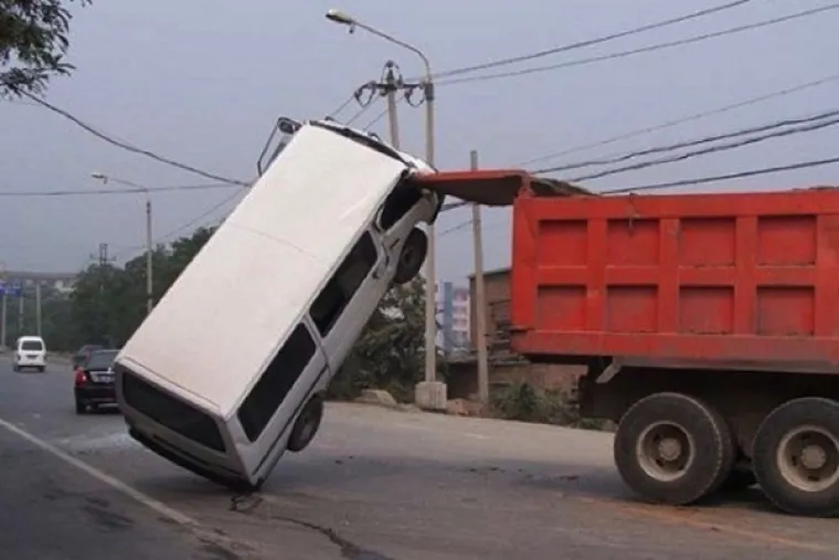 MAJSTORI SLIJETANJA, ALI NE I PARKIRANJA: Kako im je uspjelo ovako zavr&scaron;iti?!