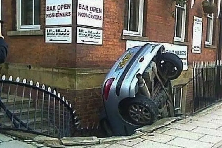 MAJSTORI SLIJETANJA, ALI NE I PARKIRANJA: Kako im je uspjelo ovako zavr&scaron;iti?!