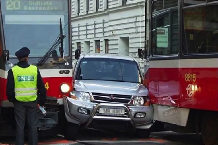 MAJSTORI SLIJETANJA, ALI NE I PARKIRANJA: Kako im je uspjelo ovako zavr&scaron;iti?!