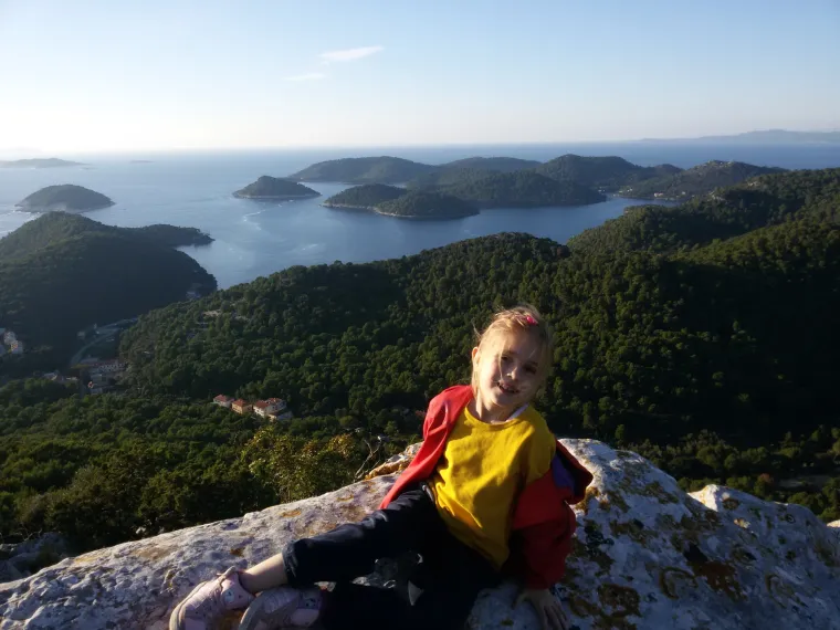 VELIKA LJETNA AKCIJA NET.HR-A: Sve ljepote Lastova na dlanu