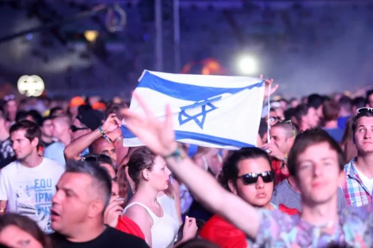 ULTRA ZATVORENA SPEKTAKULARNIM VATROMETOM: Ovako je izgledala zadnja večer velikog partyja u Splitu