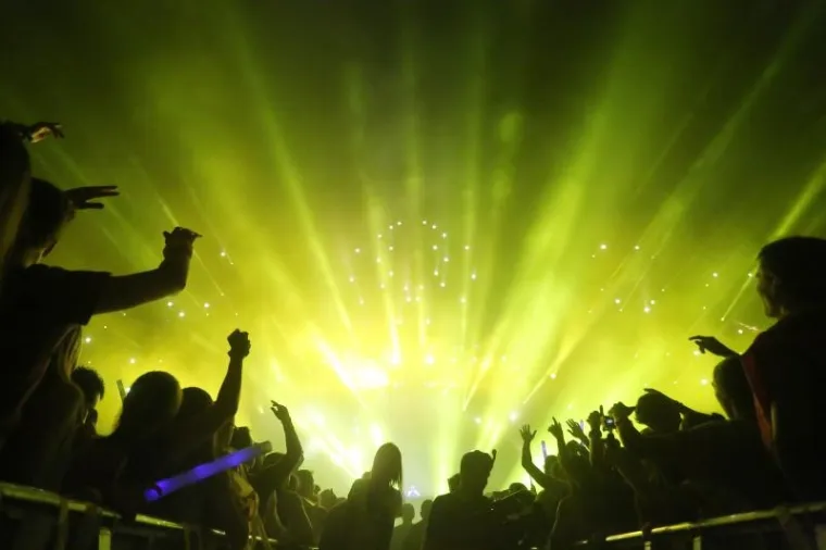 ULTRA ZATVORENA SPEKTAKULARNIM VATROMETOM: Ovako je izgledala zadnja večer velikog partyja u Splitu