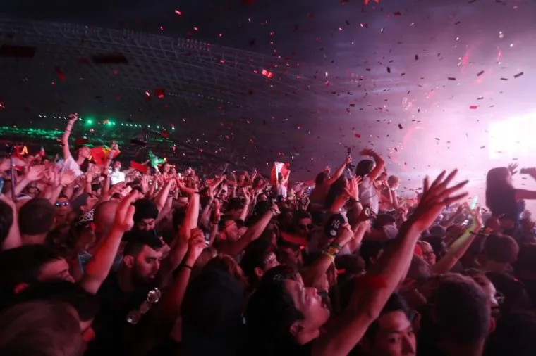 ULTRA ZATVORENA SPEKTAKULARNIM VATROMETOM: Ovako je izgledala zadnja večer velikog partyja u Splitu