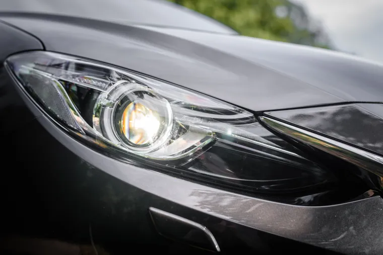 FOTOGRAFIJE NE LAŽU: Mazda 3 je drukčija, temperamentnog izgleda i atraktivnog dizajna
