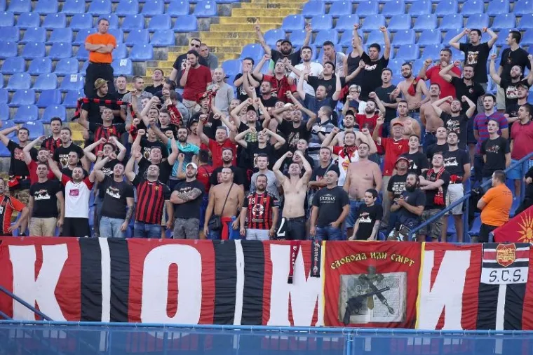 DOŽIVITE ATMOSFERU: Pogledajte kako izgledaju tribine Dinamovog stadiona u utakmici protiv Vardara