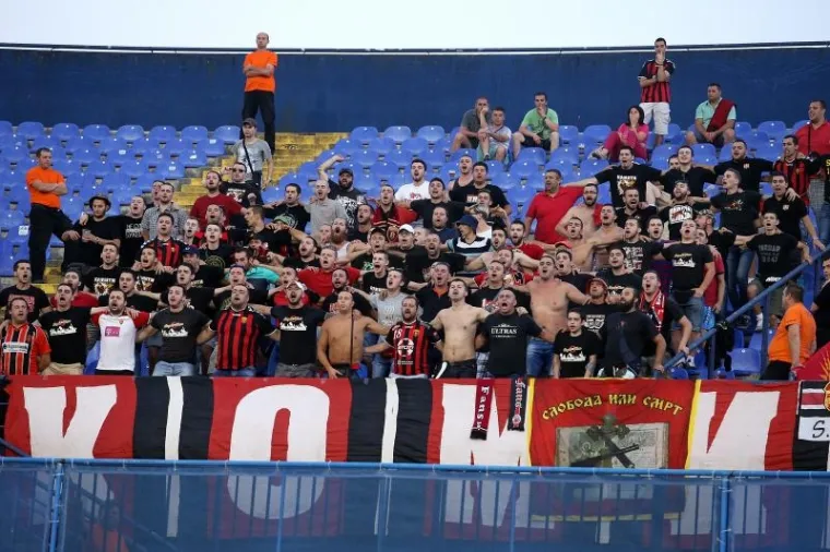 DOŽIVITE ATMOSFERU: Pogledajte kako izgledaju tribine Dinamovog stadiona u utakmici protiv Vardara