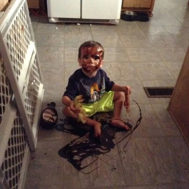 MRAČNA STRANA RODITELJSTVA: Djeca su najveće blago? Ma, tko tu koga laže...