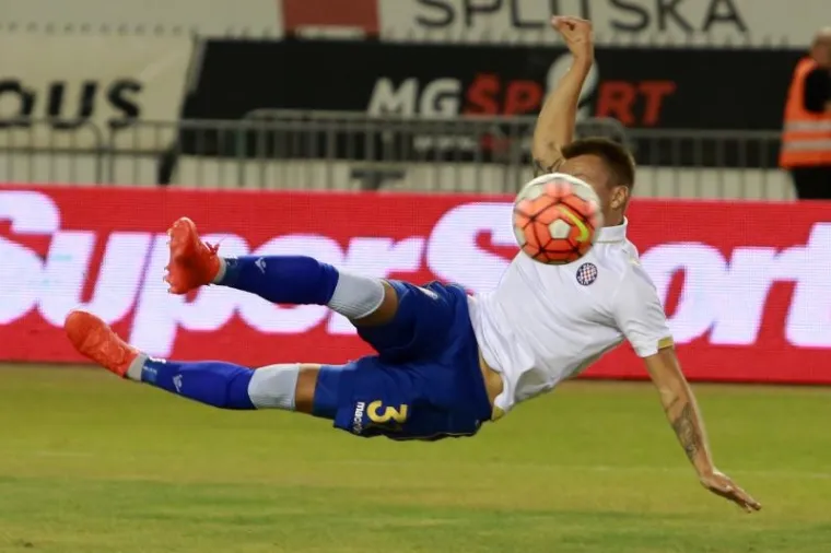 Nogometa&scaron;i Hajduka su pred dobro ispunjenim poljudskim tribinama odigrali uzvratnu utakmicu 2. pretkola Europske lige protiv rumunjskog Iasija.