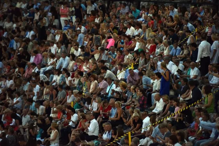 'A LIFE IN MUSIC': Jose Carreras odu&scaron;evio Pulu i njezine goste