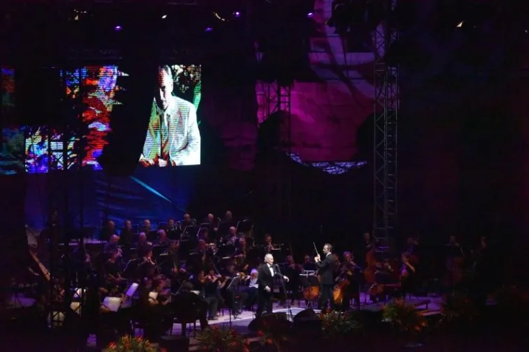 'A LIFE IN MUSIC': Jose Carreras odu&scaron;evio Pulu i njezine goste