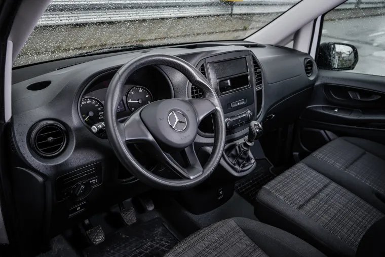 SJAJNO DOSTAVNO VOZILO: Mercedes Vito 111 CDI Furgon