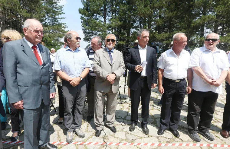 Srb: 75. obljetnica antifa&scaron;ističkog ustanka uz prosvjedni skup A-HSP